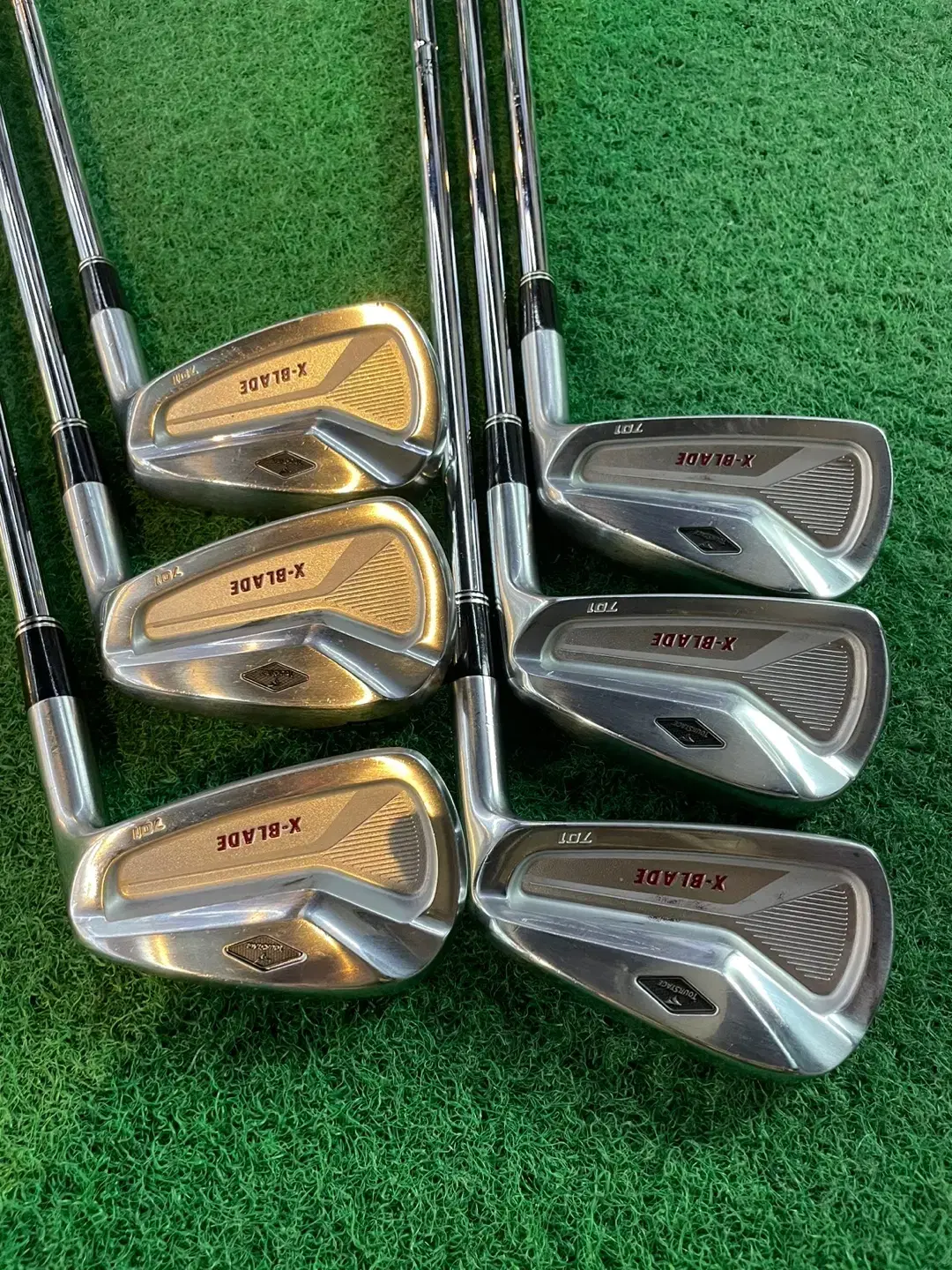 TOURSTAGE X-BLADE 701G DG S200 3I-PW 8本